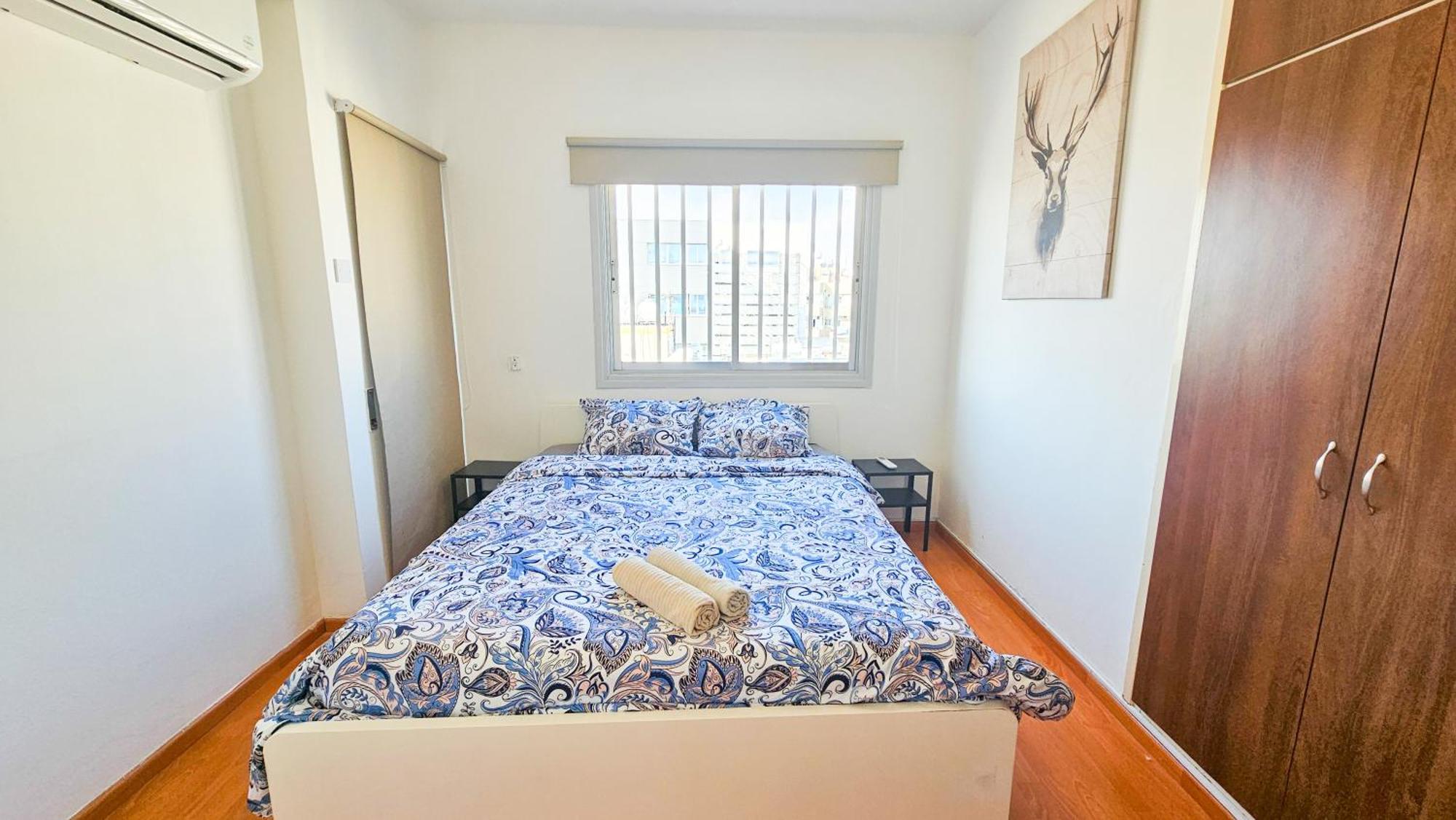 Rooms, 500m To Marina *